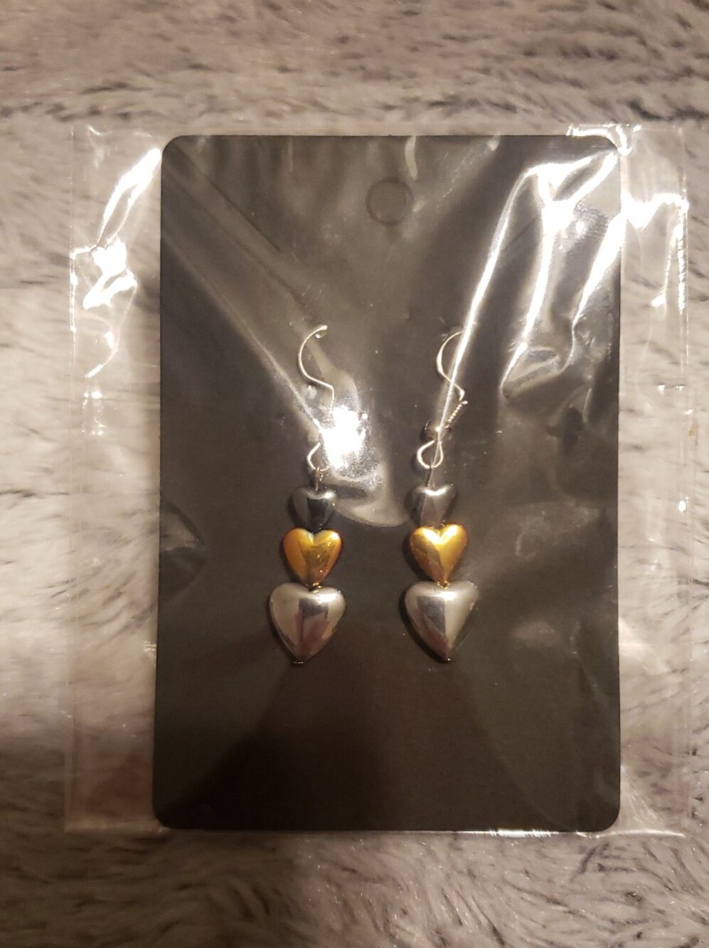 Women's Two-Tone Heart Drop Earrings Gold & Silver NWT - Picture 3 of 5